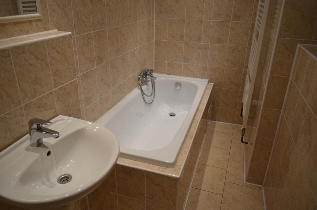 Ab Apartments Karlovy Vary Room photo